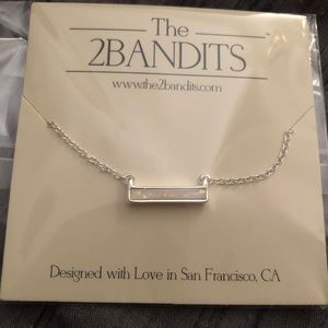 The 2Bandits necklace